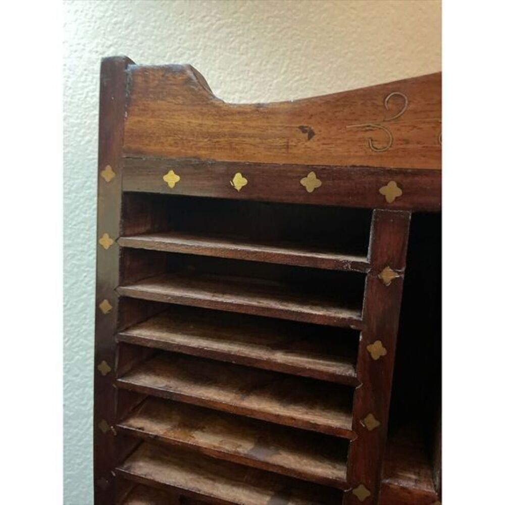 Wooden Storage Showcase Collector's rack Inlay Brass Flowers 30 Shelves VTG 70's - Picture 3 of 6